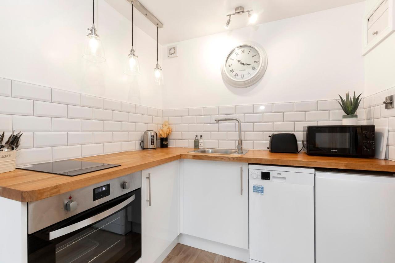 Modern Self Contained Studio Home Cheltenham Luaran gambar